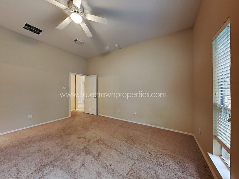 11364 Lockshire Dr - Photo 7 of 16