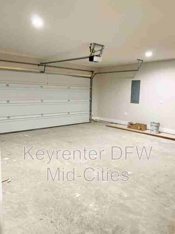 1431 Pearson St - Photo 6 of 32