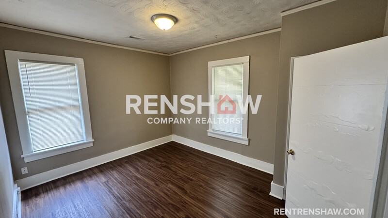 3644 Faxon Ave - Photo 2 of 16