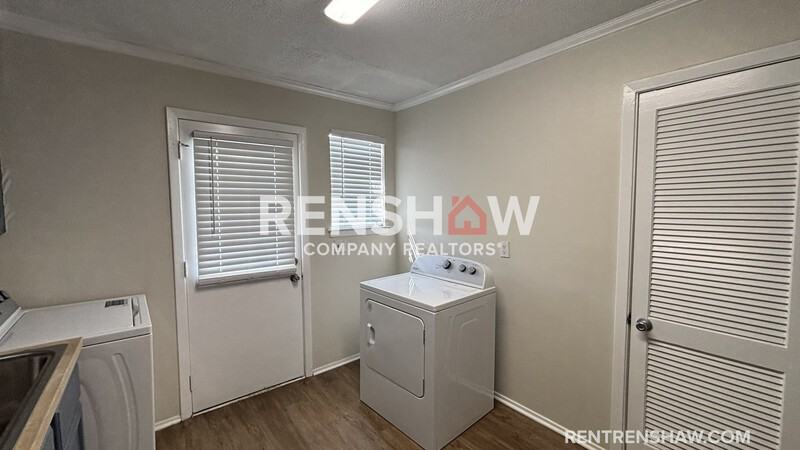 2940 Ruskin Rd - Photo 5 of 14