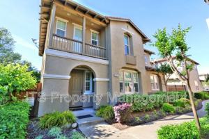 featured image of 217 Barnhill Dr