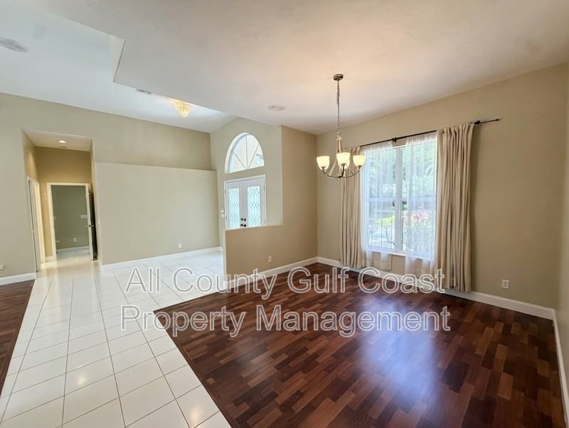 6809 Erica Ln - Photo 5 of 27