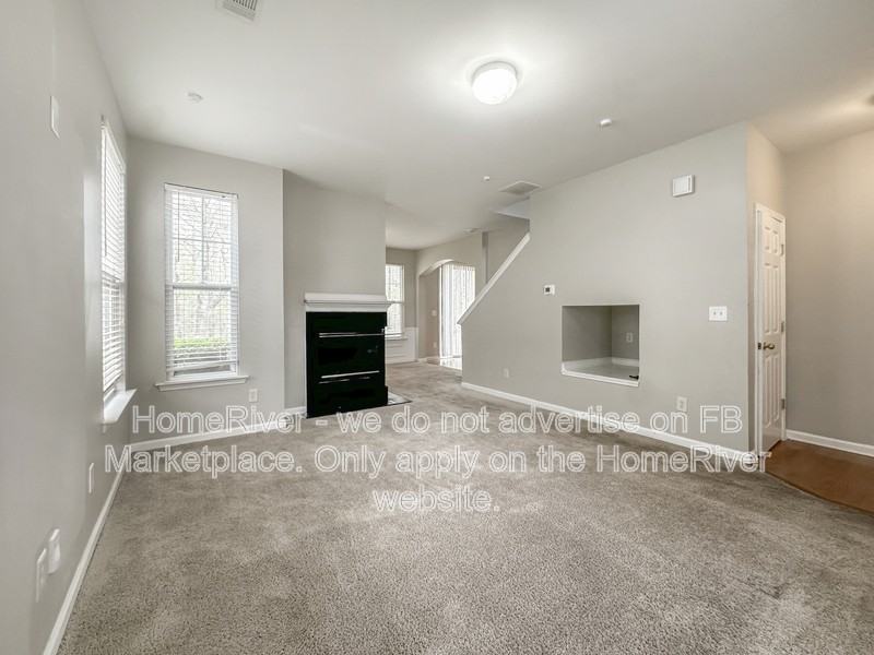 780 Cedar Loop - Photo 6 of 27