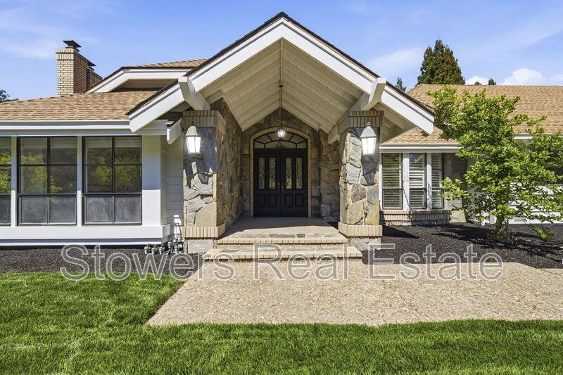 618 Banister Ln - Photo 5 of 50