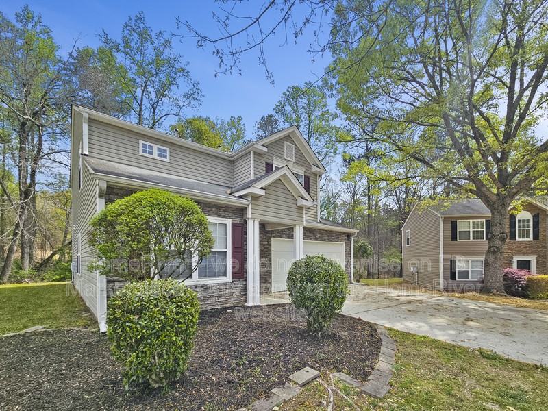 1236 Liriope Ln - Photo 2 of 21