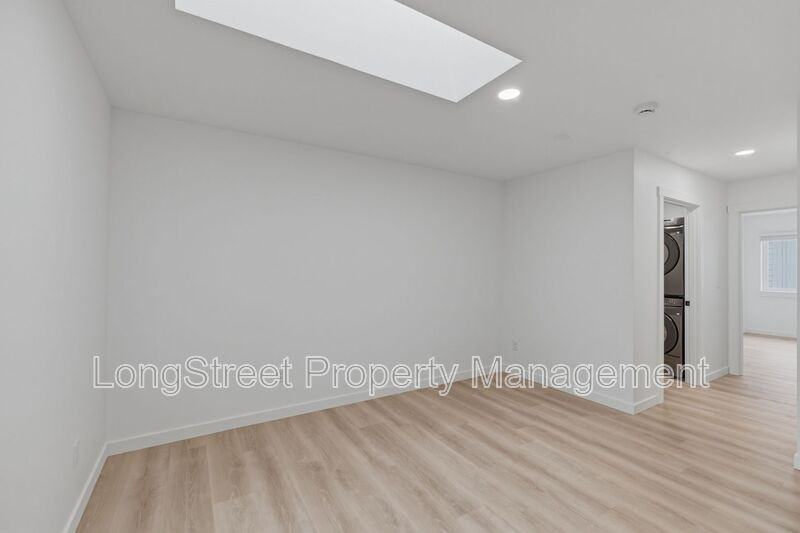 802 S 19th St - Photo 5 of 33