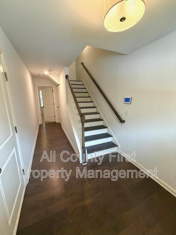 887 Society Cir Sw - Photo 3 of 27
