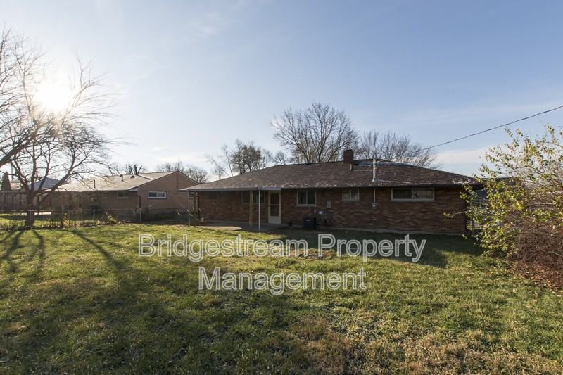 4861 Nebraska Ave - Photo 4 of 14