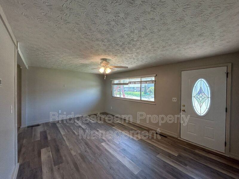 4861 Nebraska Ave - Photo 6 of 14