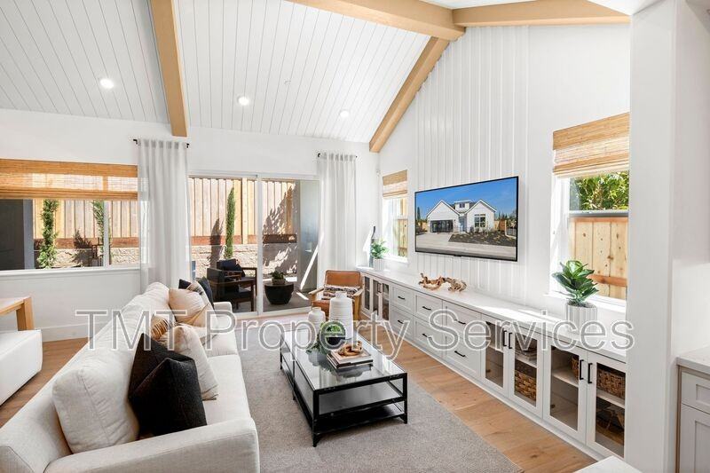 9001 Ventura St - Photo 7 of 50