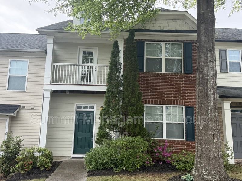 180 Orchard Dr - Photo 2 of 40