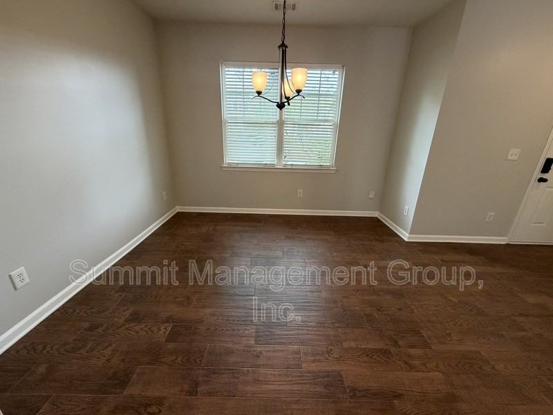 180 Orchard Dr - Photo 6 of 40