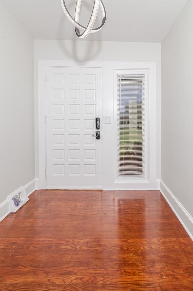 1416 Hilltop Dr - Photo 7 of 33