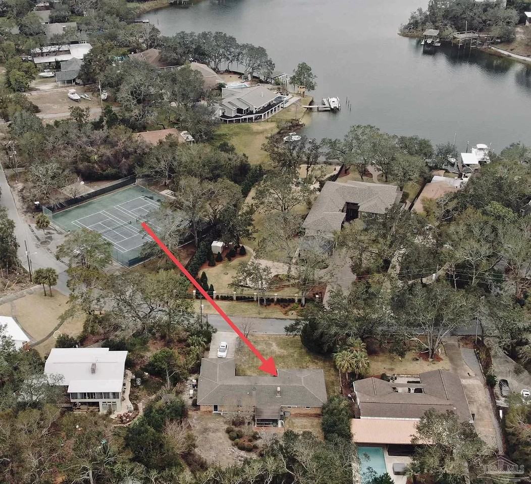 21 Highpoint Dr - Photo 3 of 16