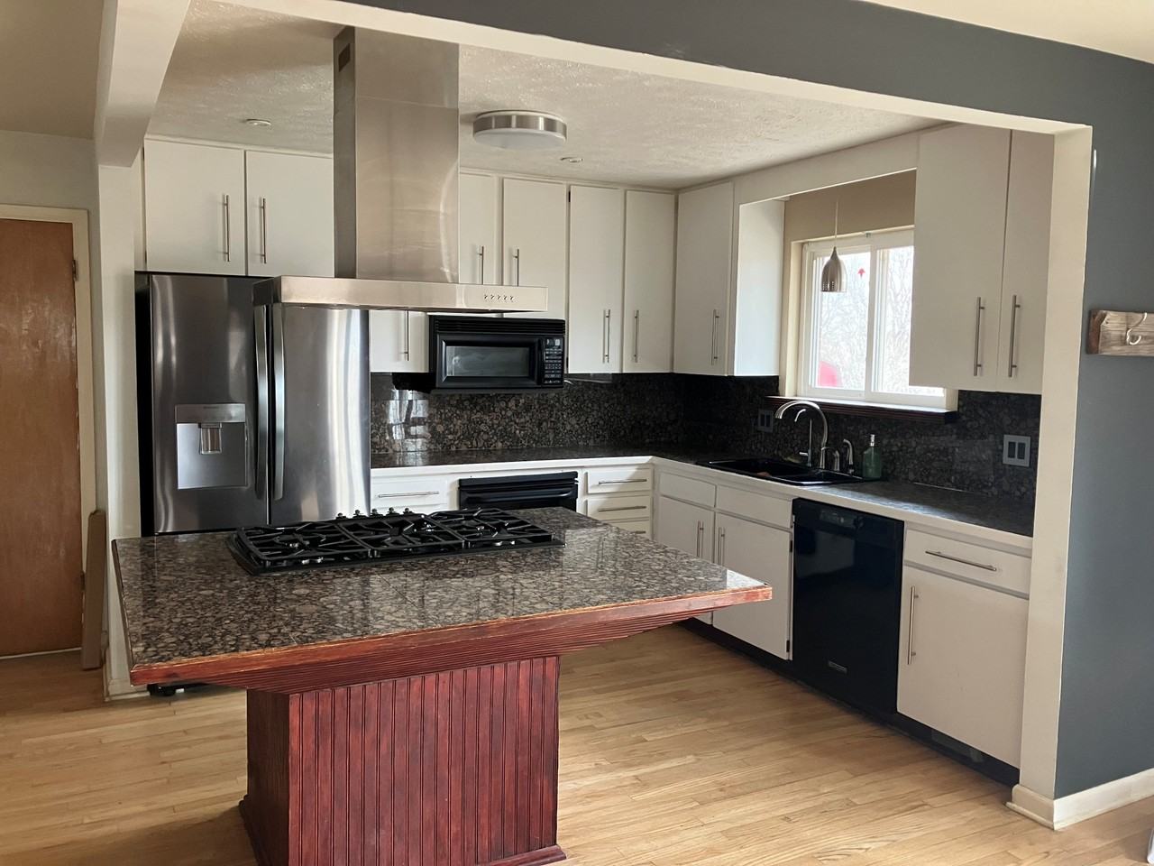 9780 Melody Dr - Photo 2 of 14