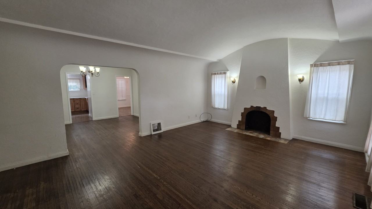 263 E Dexter St #263EDEXTER - Photo 2 of 26