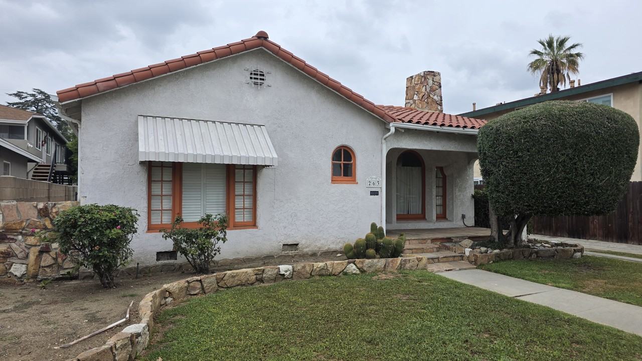 263 E Dexter St #263EDEXTER - Photo 5 of 26