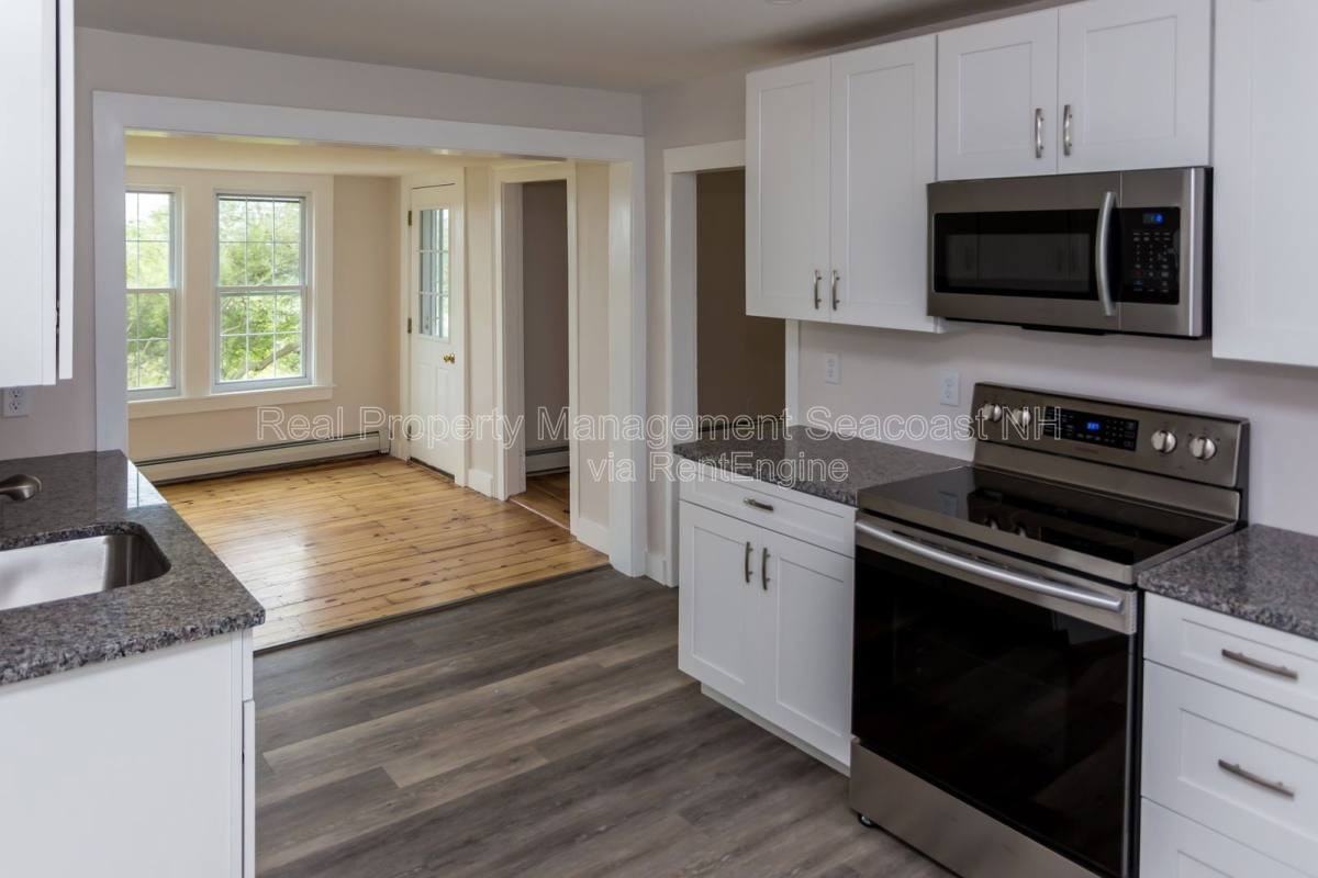 11 Washington Rd - Photo 3 of 10