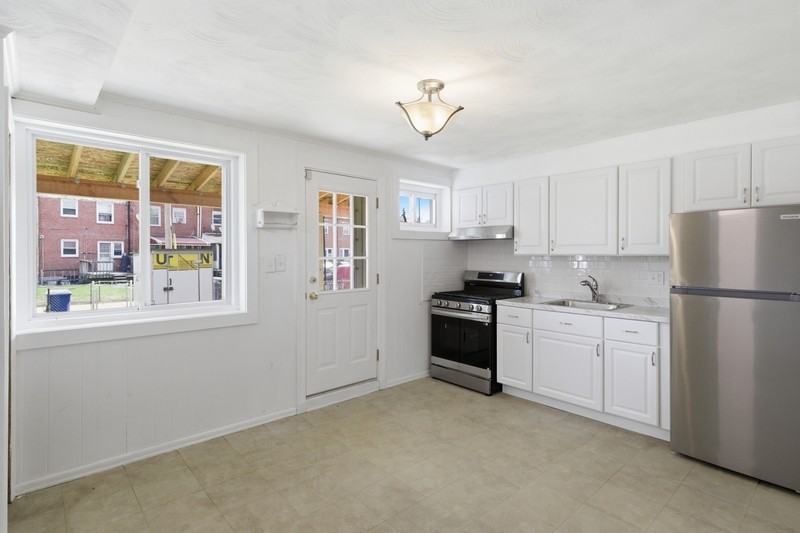 627 Lucia Ave - Photo 5 of 22