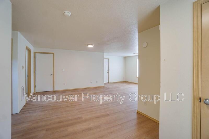 1100 W 30th St - Photo 3 of 26