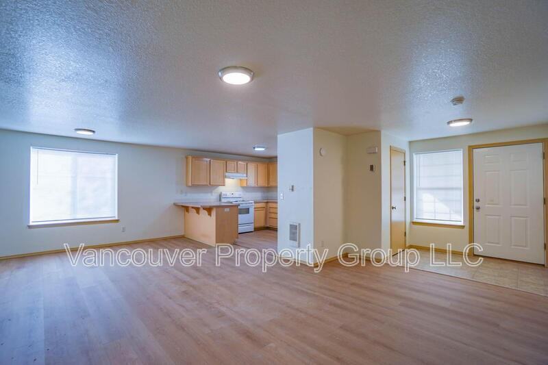 1100 W 30th St - Photo 4 of 26