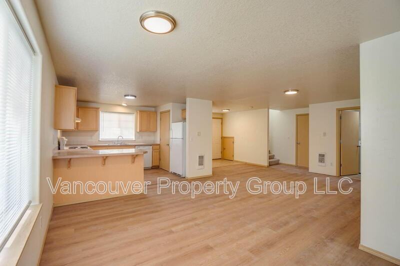 1100 W 30th St - Photo 5 of 26