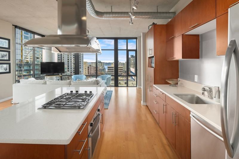 2720 3rd Ave #612 - Photo 2 of 27