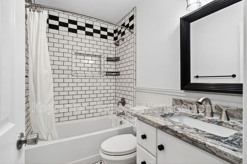 2312 Bonnie Ln - Photo 5 of 31