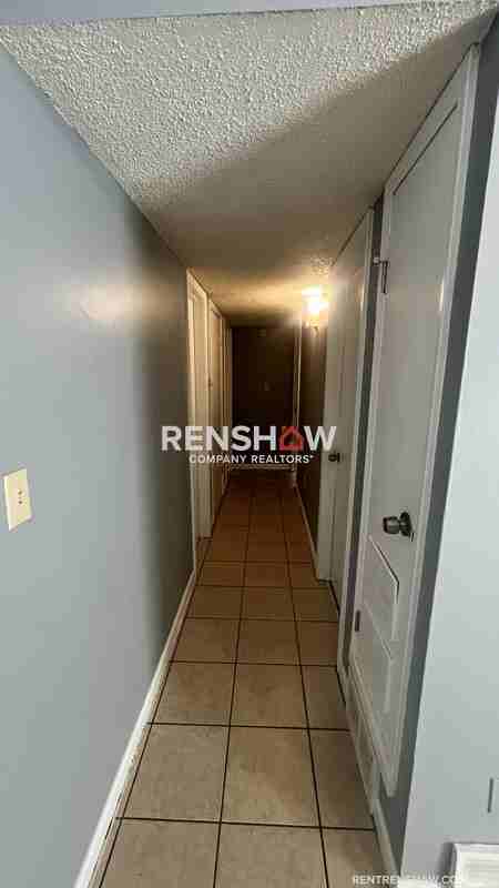 4407 Sherrycrest Cv - Photo 4 of 17