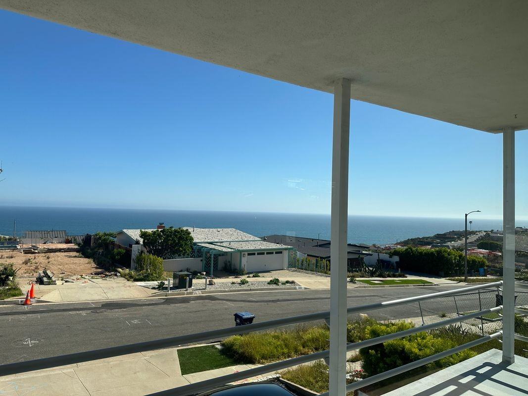 18145 Kingsport Dr - Photo 3 of 50