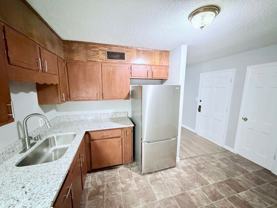 3328 Pinewood - Photo 1 of 1