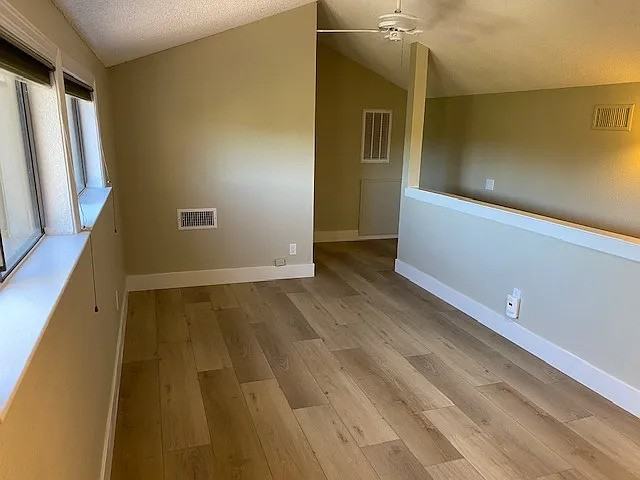 13017 Lincoln Way - Photo 6 of 14