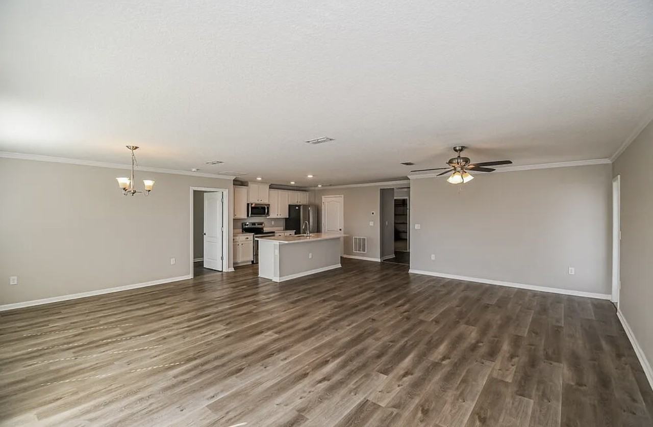 2231 Pebble Point Dr - Photo 3 of 9