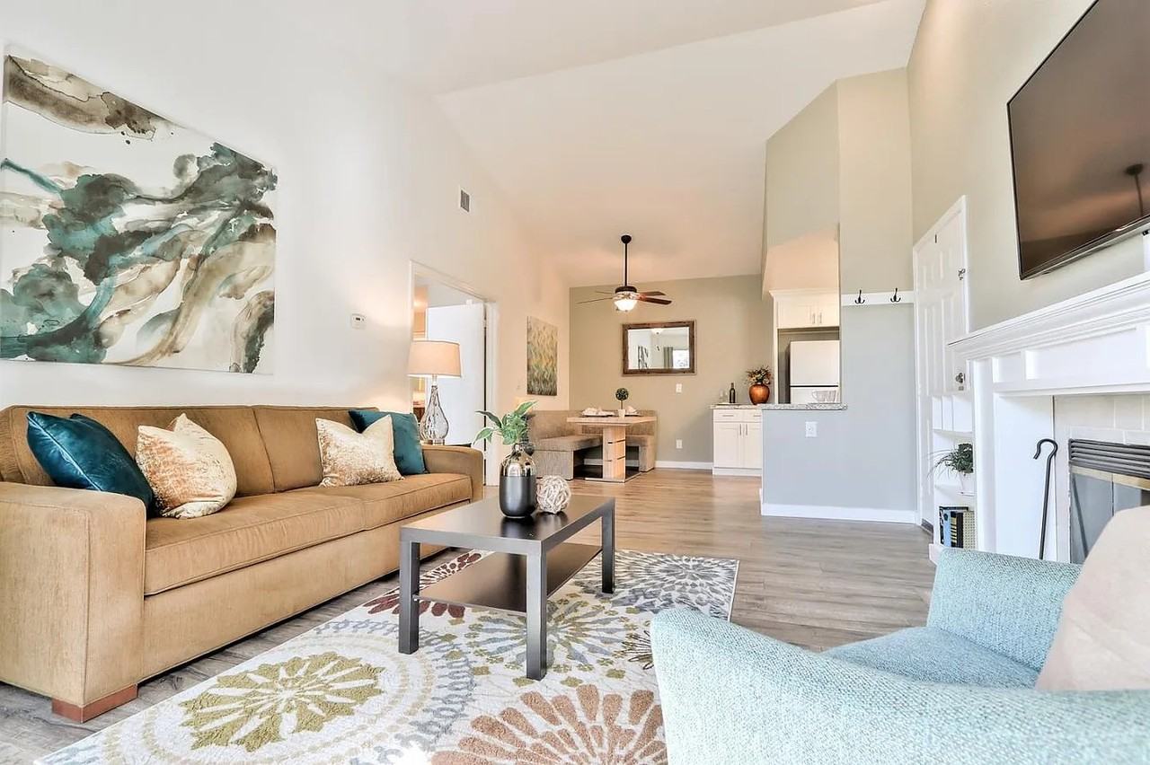 125 Hobson St - Photo 6 of 19