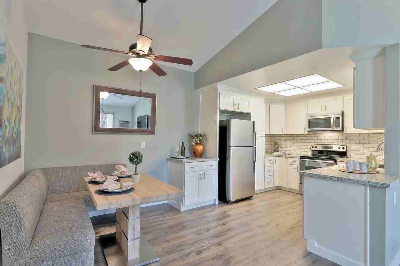 125 Hobson St - Photo 7 of 19