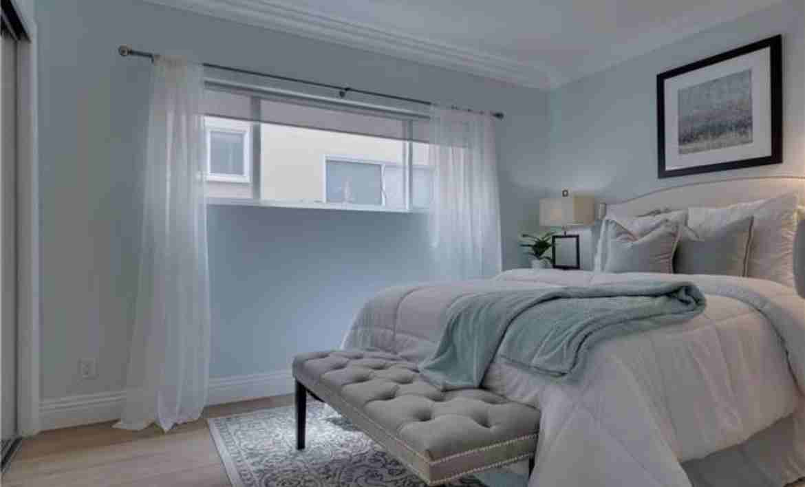 1313 18th St #2 - Photo 5 of 11