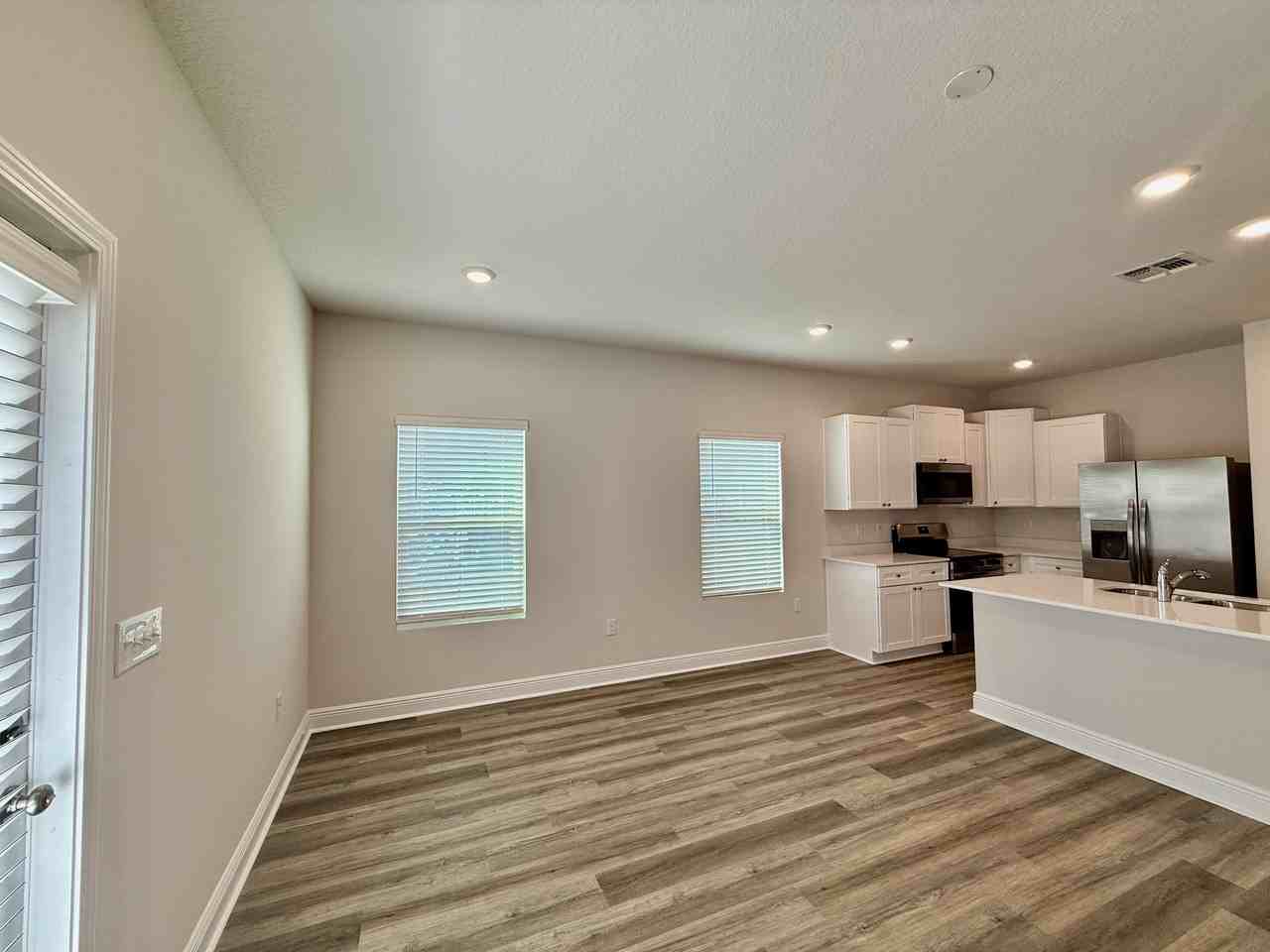 4067 Pendragon Cir - Photo 2 of 26