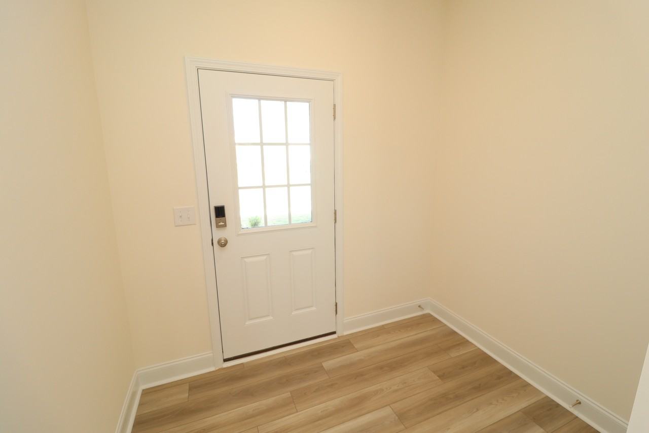 917 Kensley Grove Ln - Photo 2 of 43