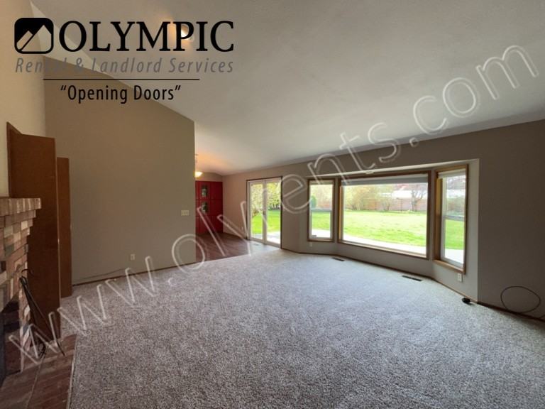 5409 Glenmore Dr Se - Photo 7 of 32