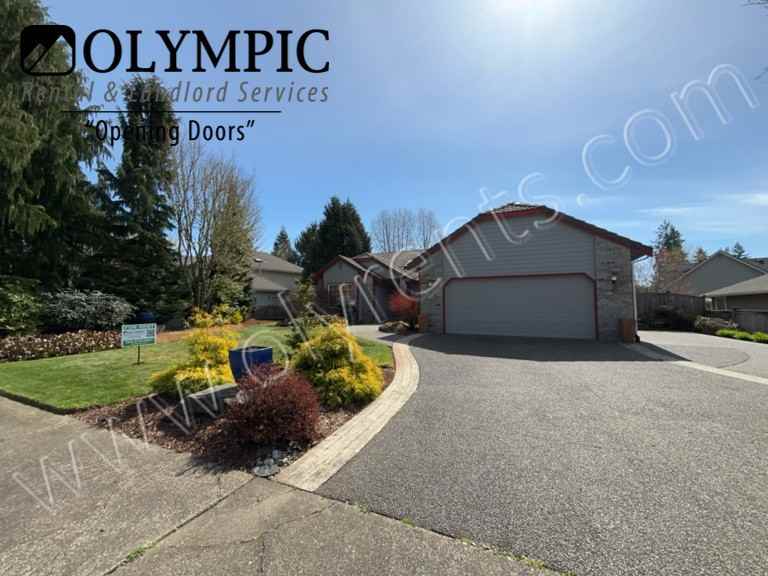 4028 Wexford Loop Se - Photo 2 of 27