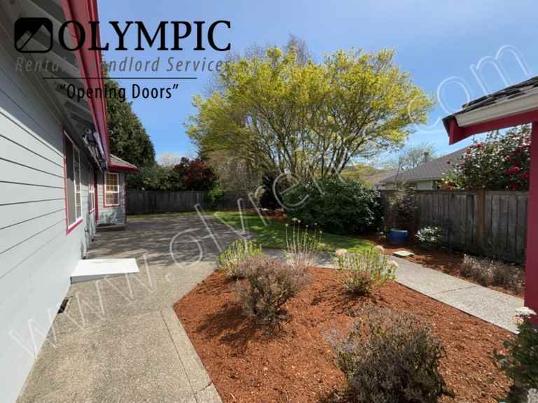 4028 Wexford Loop Se - Photo 3 of 27