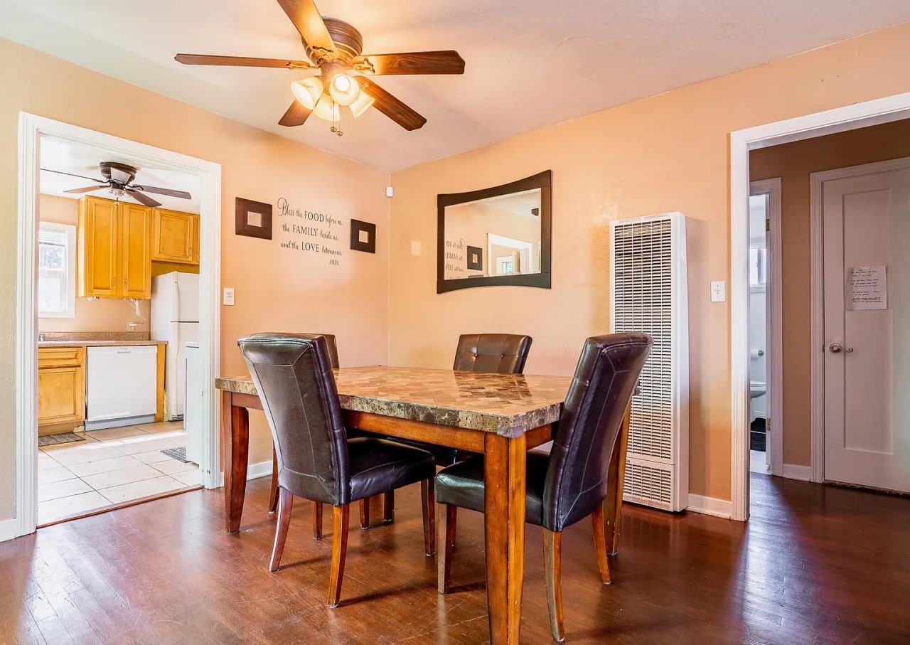 1 W Winton Ave - Photo 2 of 12