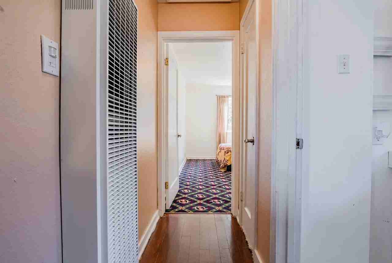 1 W Winton Ave - Photo 7 of 12