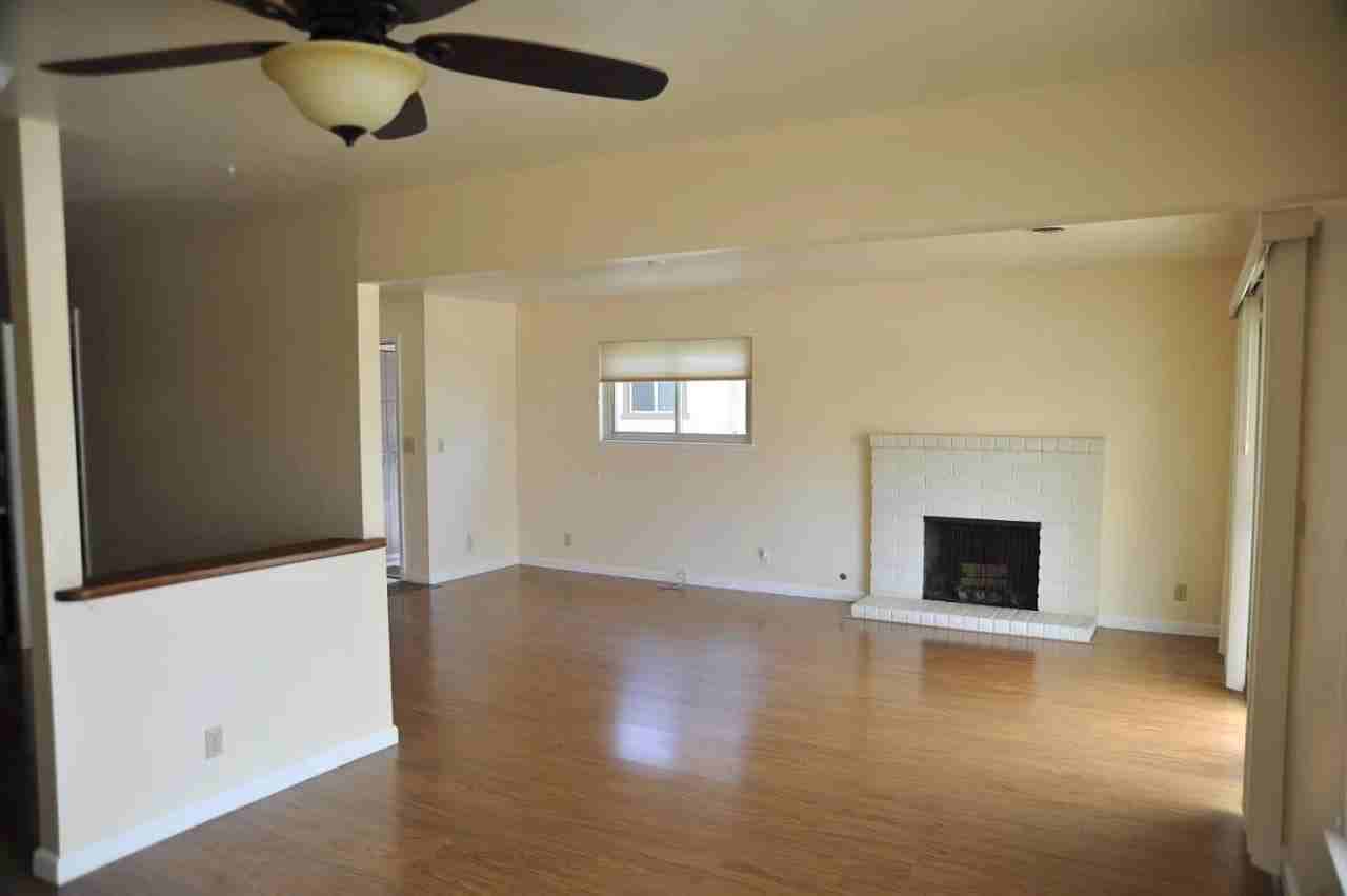 100 Villa Pacheco Ct - Photo 7 of 9