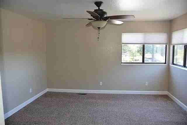 101 Joes Ln - Photo 4 of 18