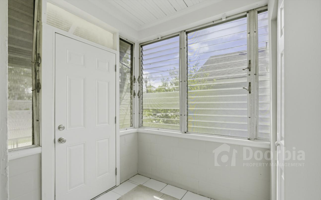 6716 Perry St - Photo 6 of 22