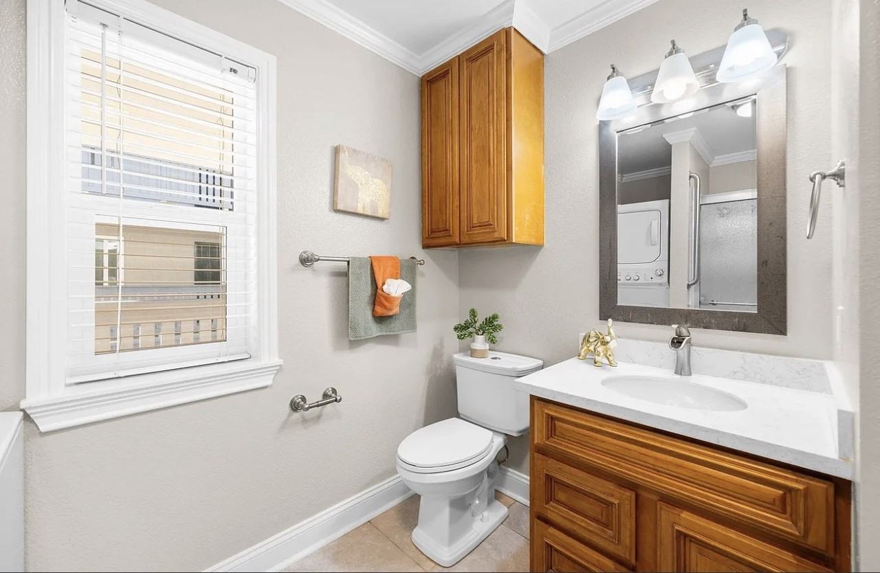 3841 Vineyard Ave - Photo 3 of 7