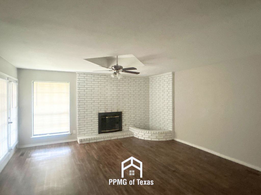 1309 W Quinton St - Photo 3 of 17
