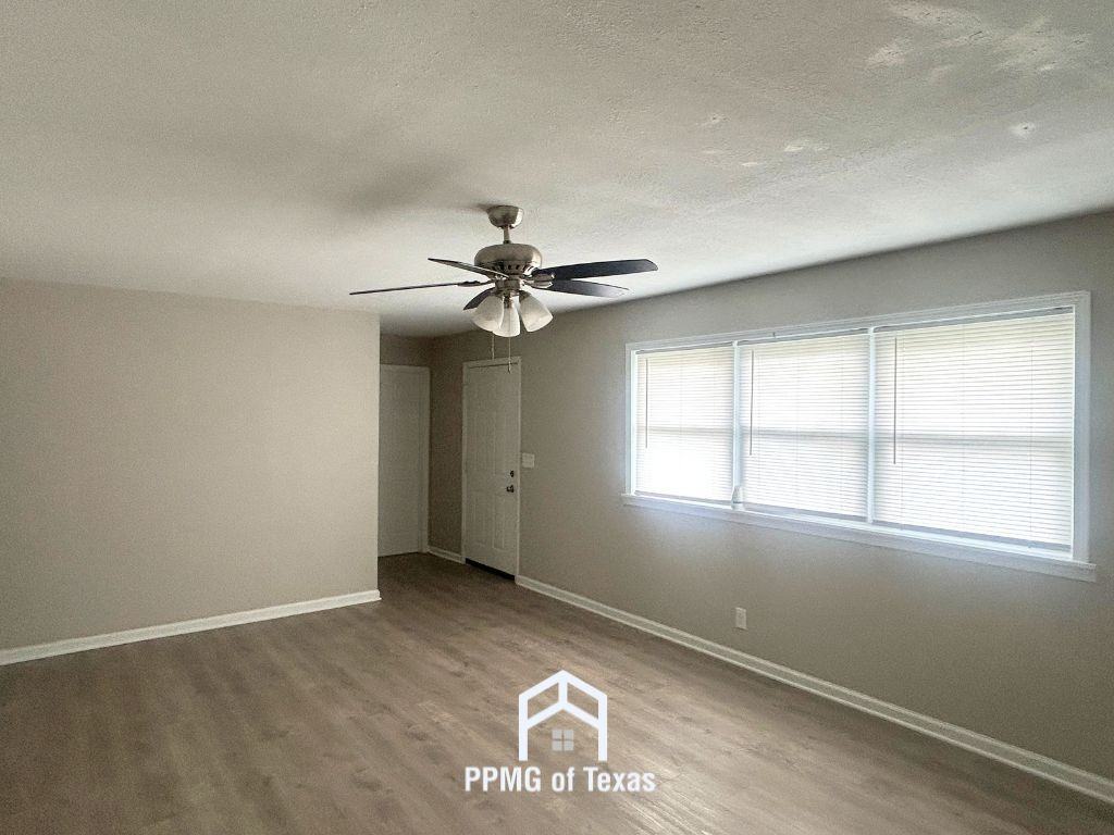 4616 S 23rd West Ave - Photo 4 of 18