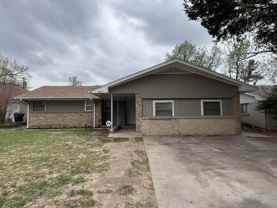 4406 Nw 54th St - Photo 1 of 1